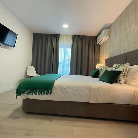 Sea Breeze * Ponta Delgada