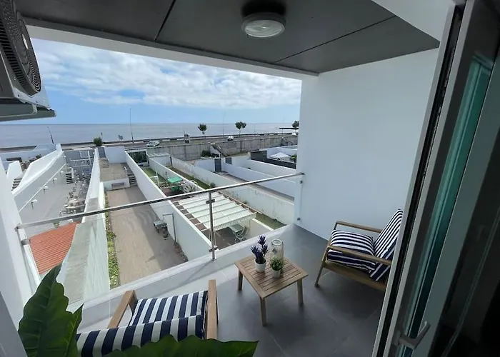 Sea Breeze Ponta Delgada